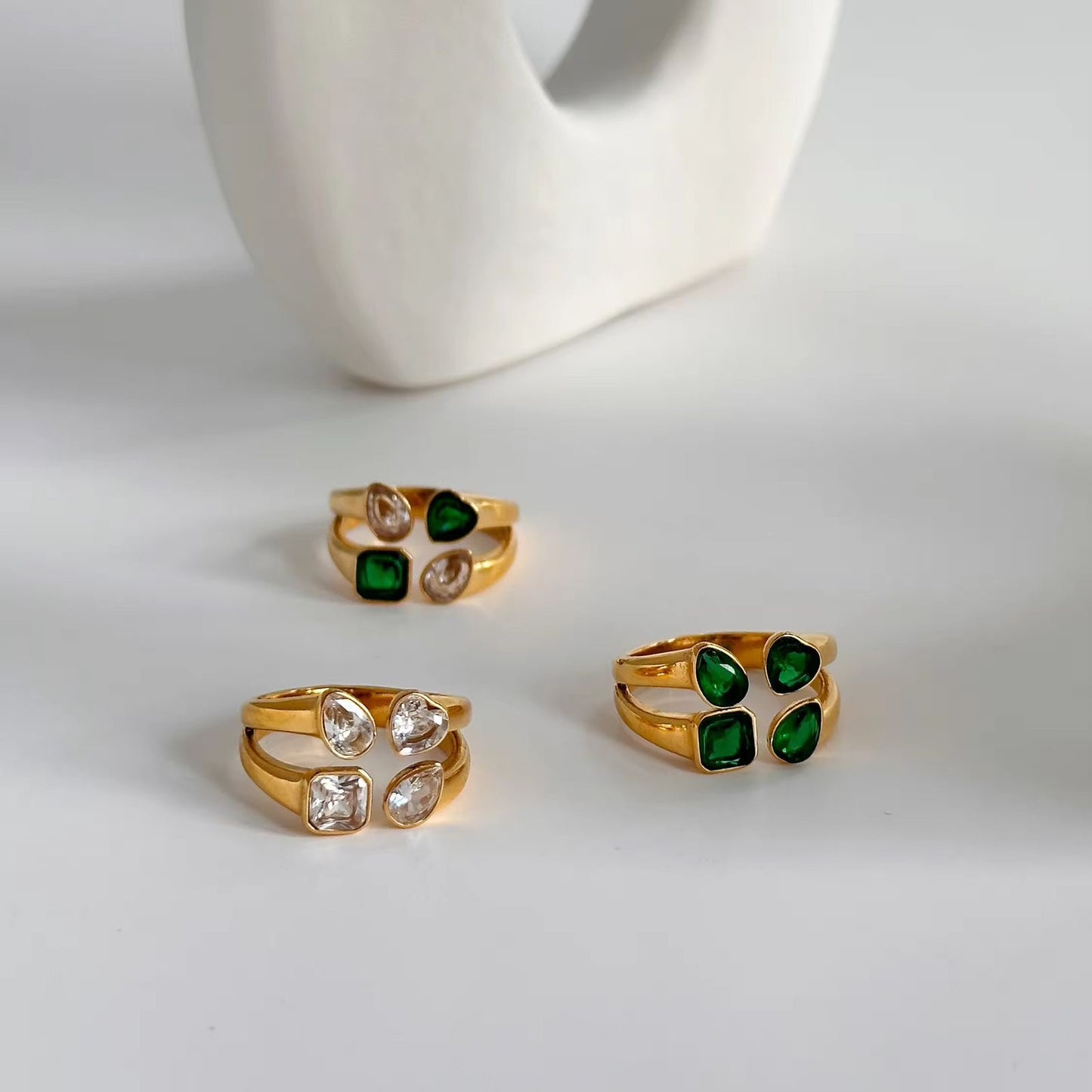 Lumiére Orion Ring -Emerald