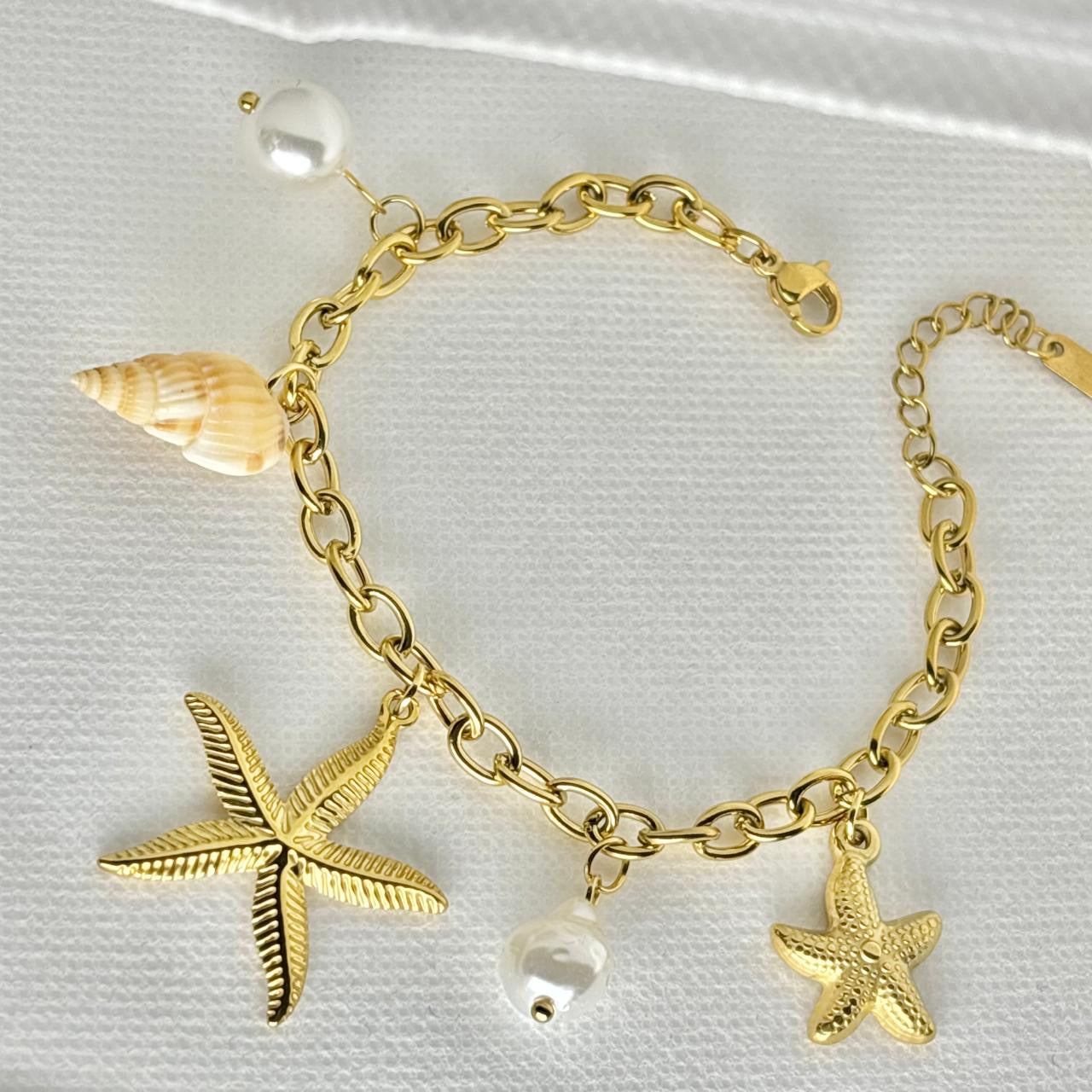 Breezy Charm Bracelet