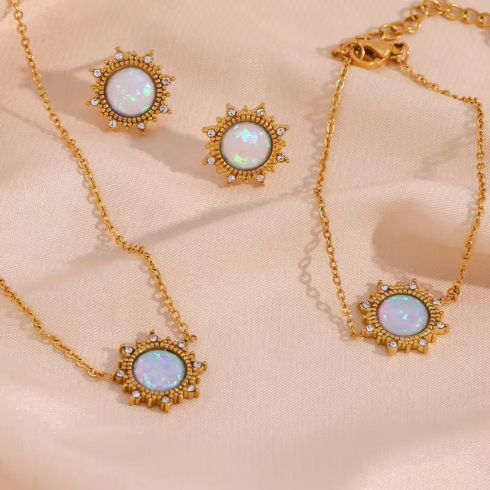 Luminous Opal Set (Necklace + Studs)