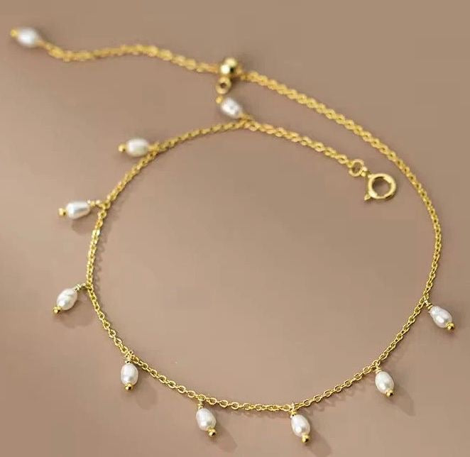 Pearlia Charm Anklet