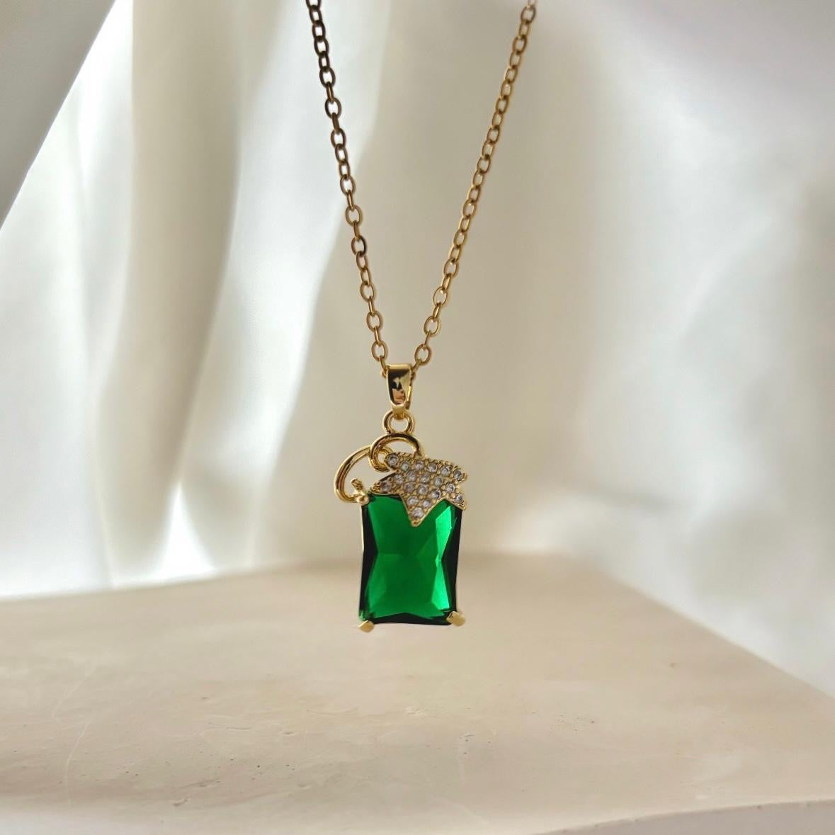 Ray Of Emerald -18K