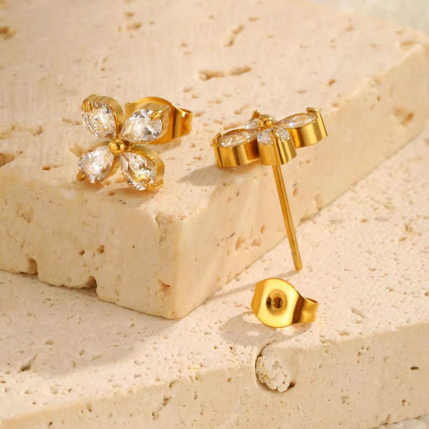 Dynasty Crystal Flora Studs