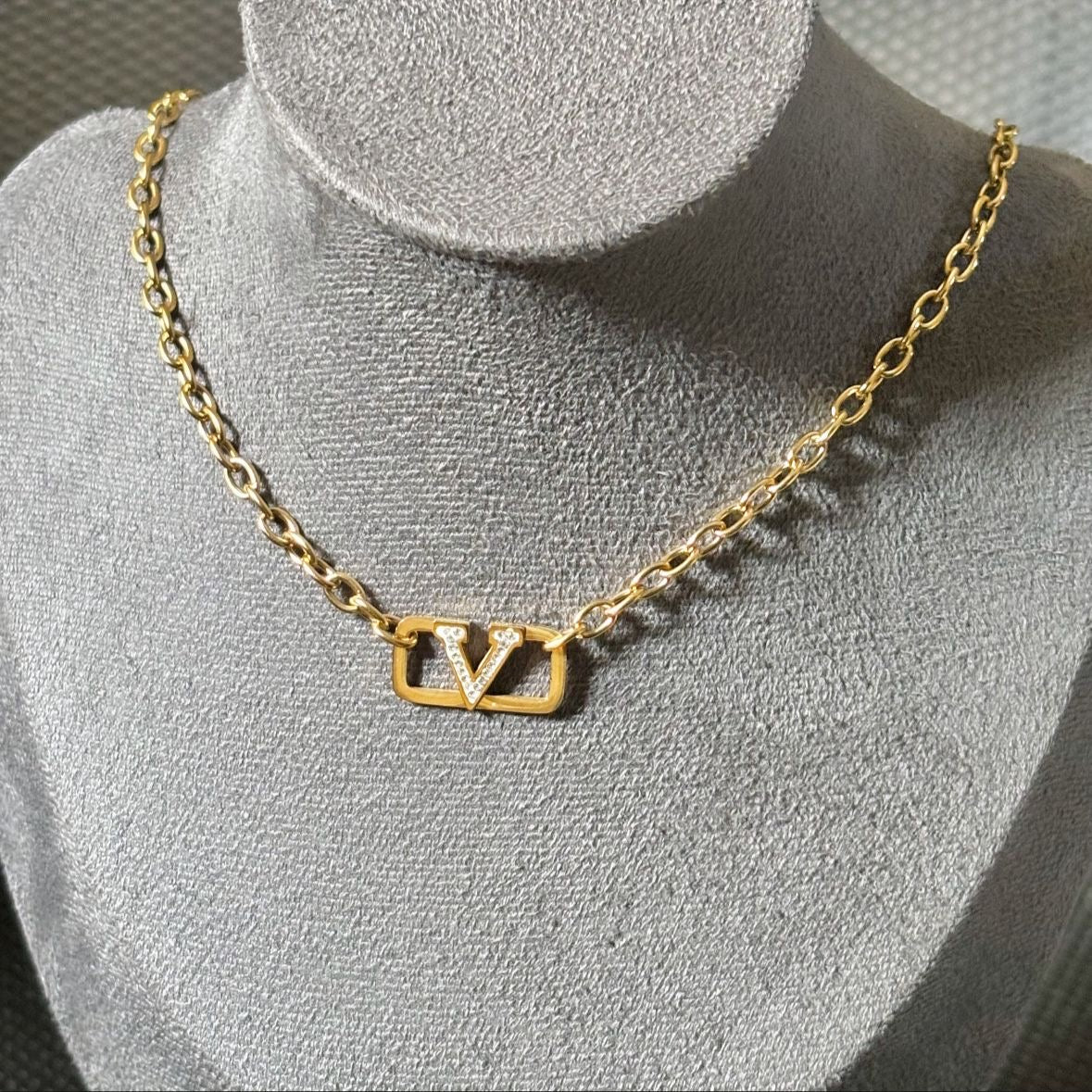 Vlogo Cz Link Chain Necklace -18K