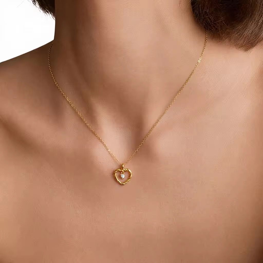 Tessa Heart Necklace