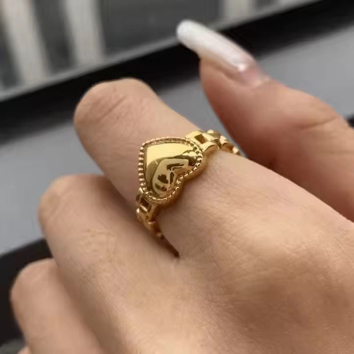 Sweet Heart Ring