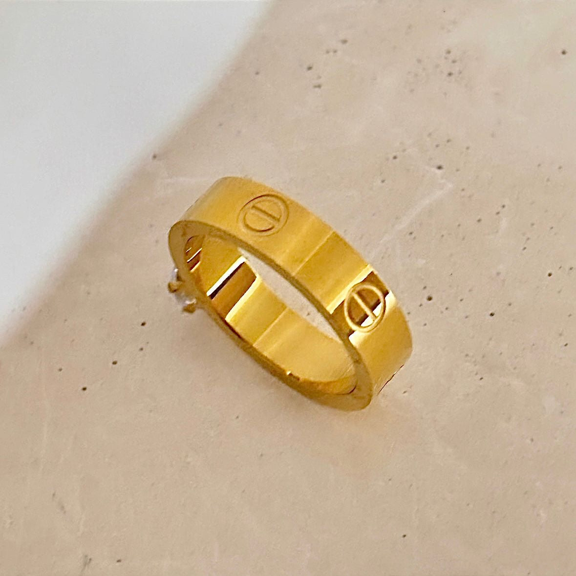 Amour Cz Luxury Ring -18K