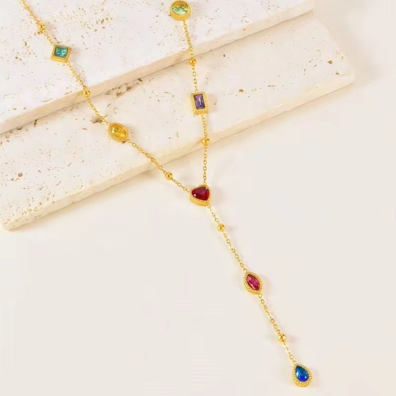 Main Character Lariat Necklace