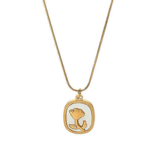 Petite Shell Flora Necklace