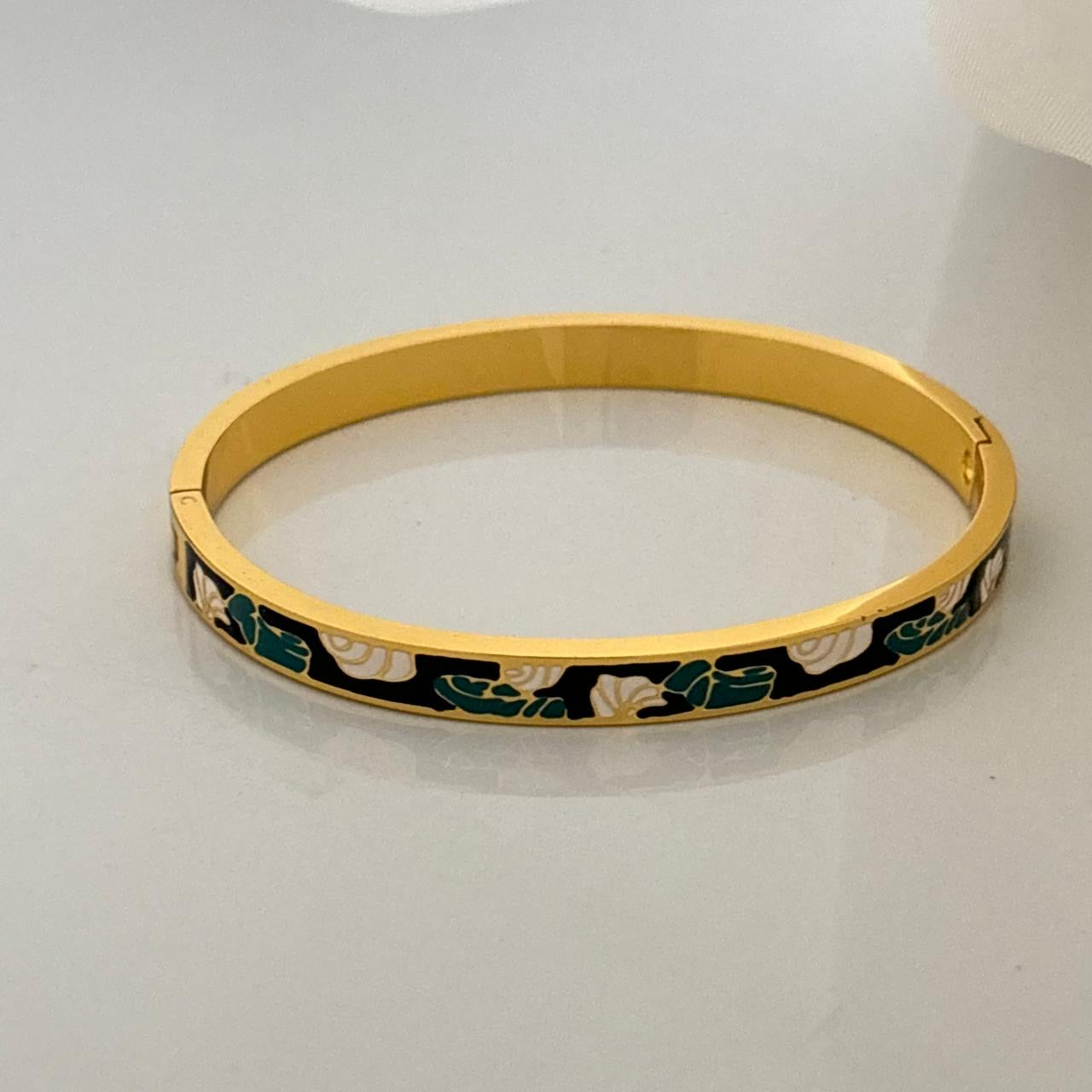 Florentine Bangle Bracelet