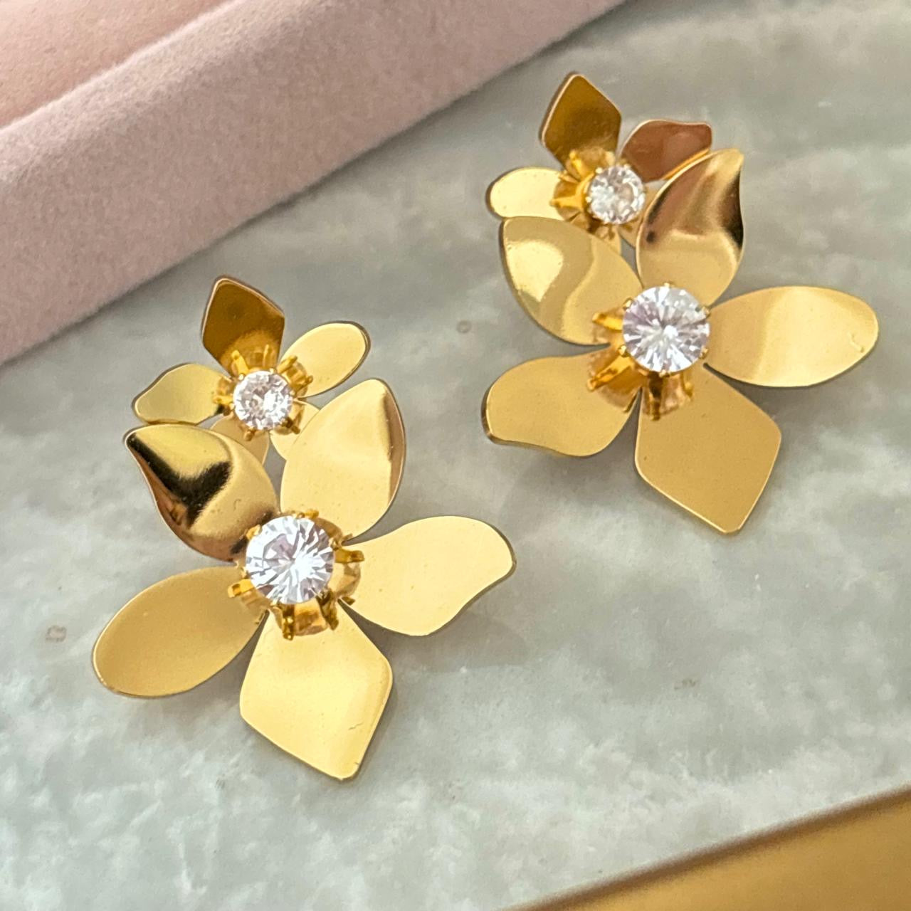 Amaryllis LUX Studs