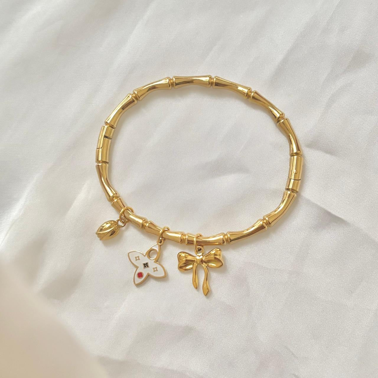 Meadow Bloom Charm Bracelet