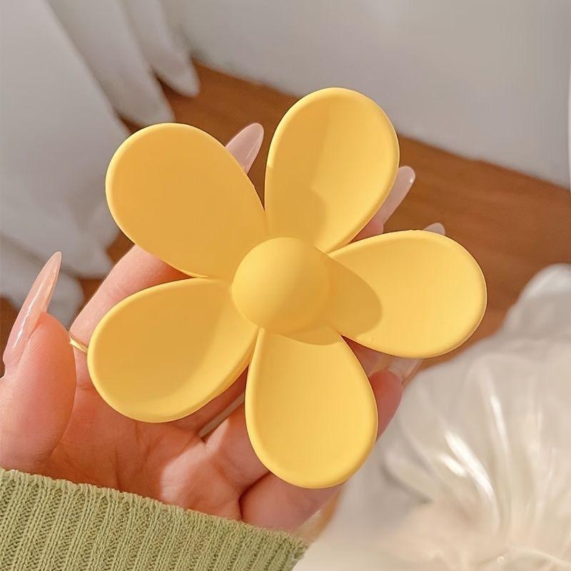 Daisy Flower Claw Clip -Sunshine Yellow