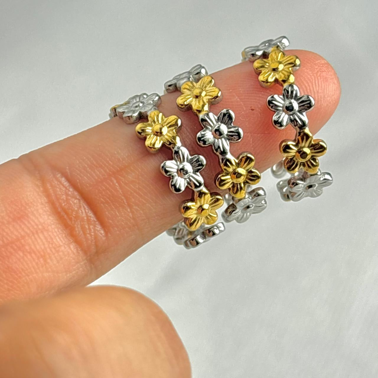 Daisy Bloom Ring -Mix Tone