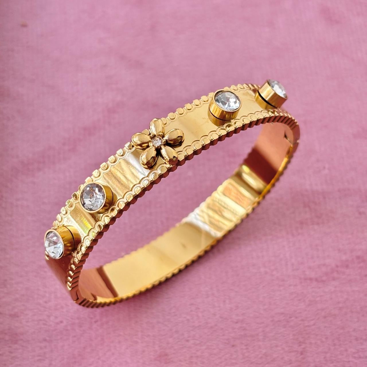 La Fleur Bracelet