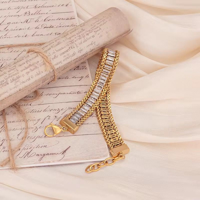 Glaciar Gilded Baguette Bracelet