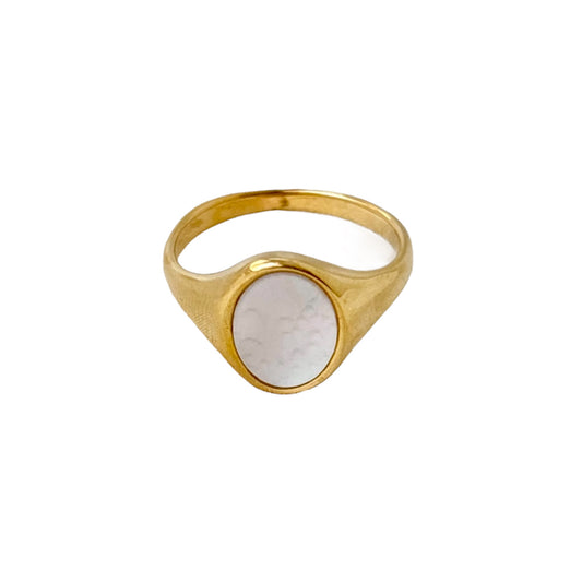 Ivory Moonlight Ring -18K