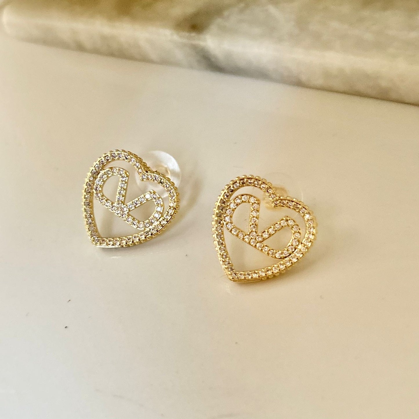 V-Sweet Heart Zirconia Studs