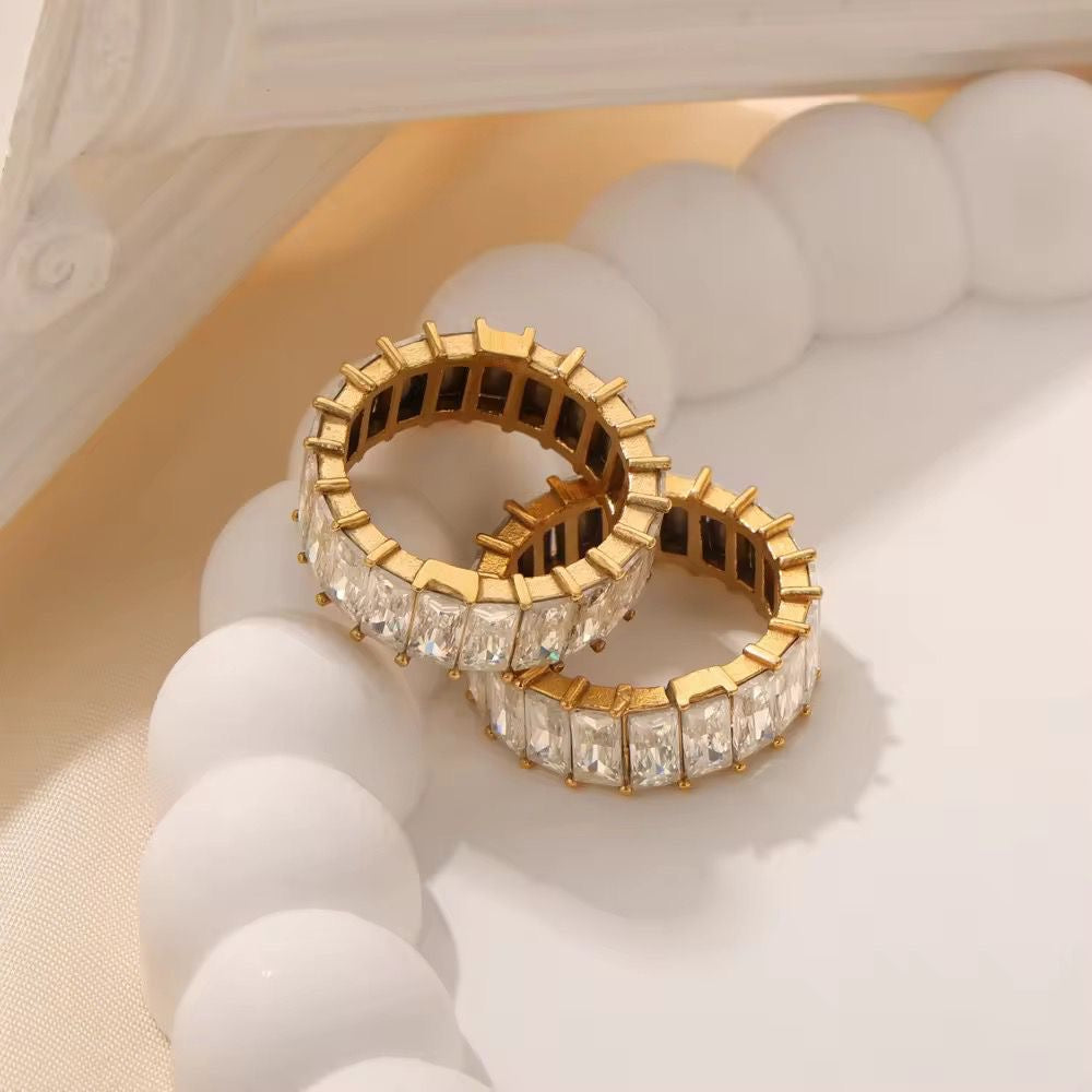 Princess LUX Eternity Band Ring