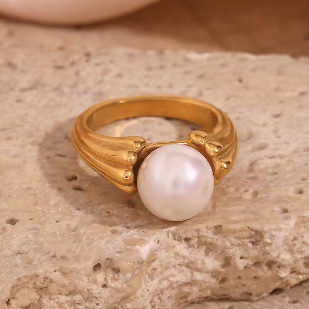 Pearl Ring