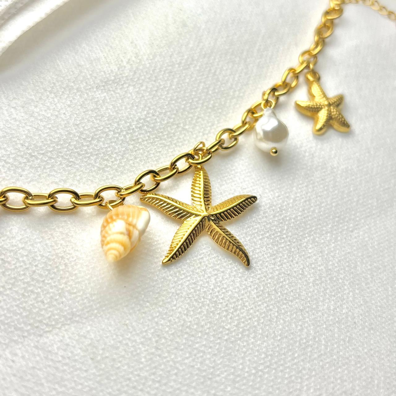 Breezy Charm Bracelet