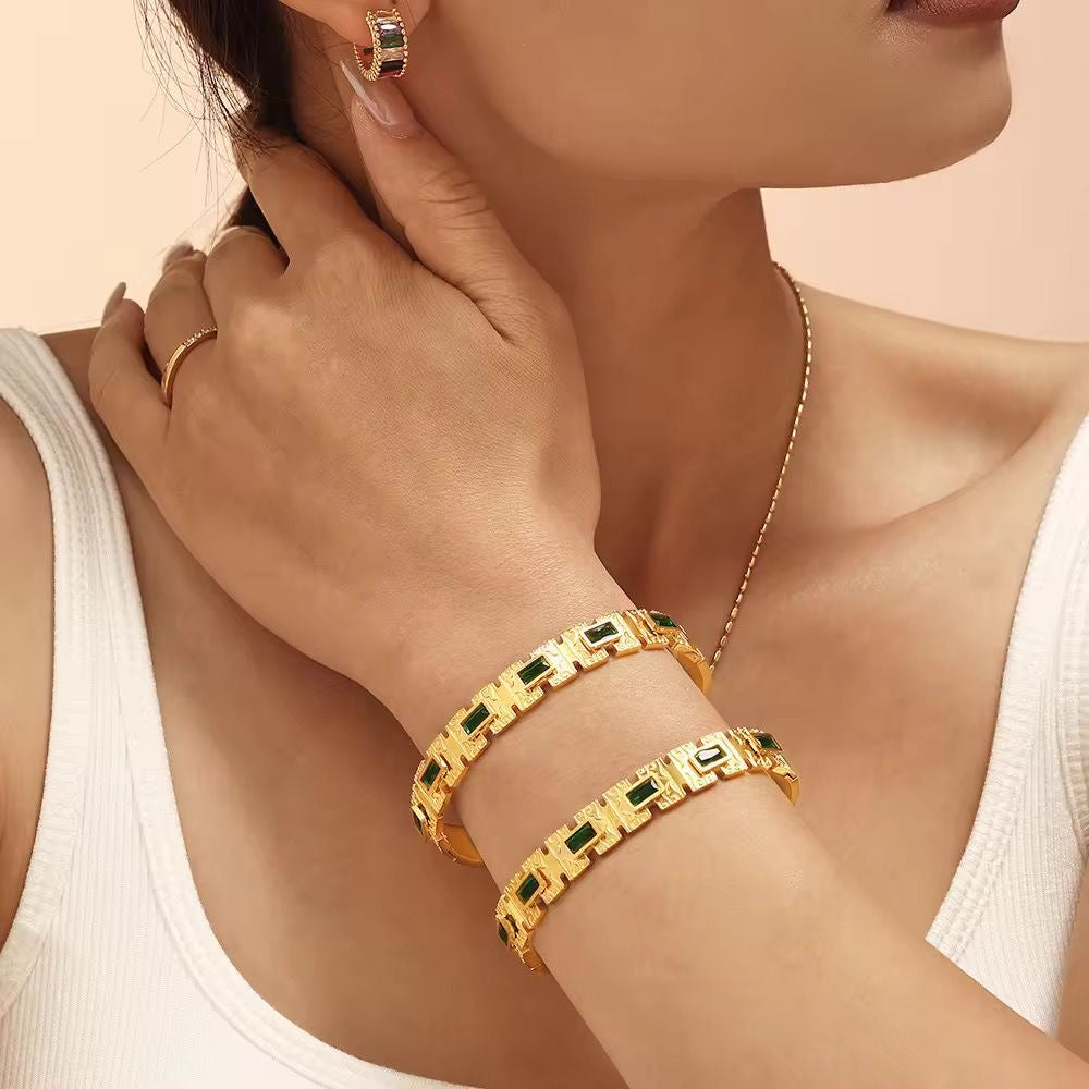Emerald Gem Bracelet