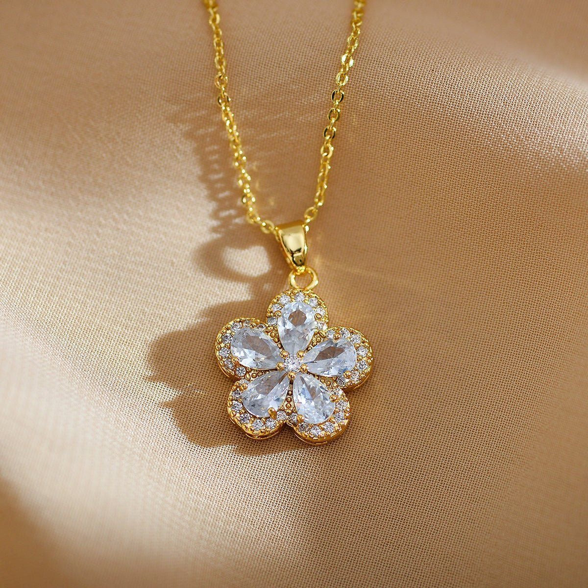 Crystal Flora Necklace -18K