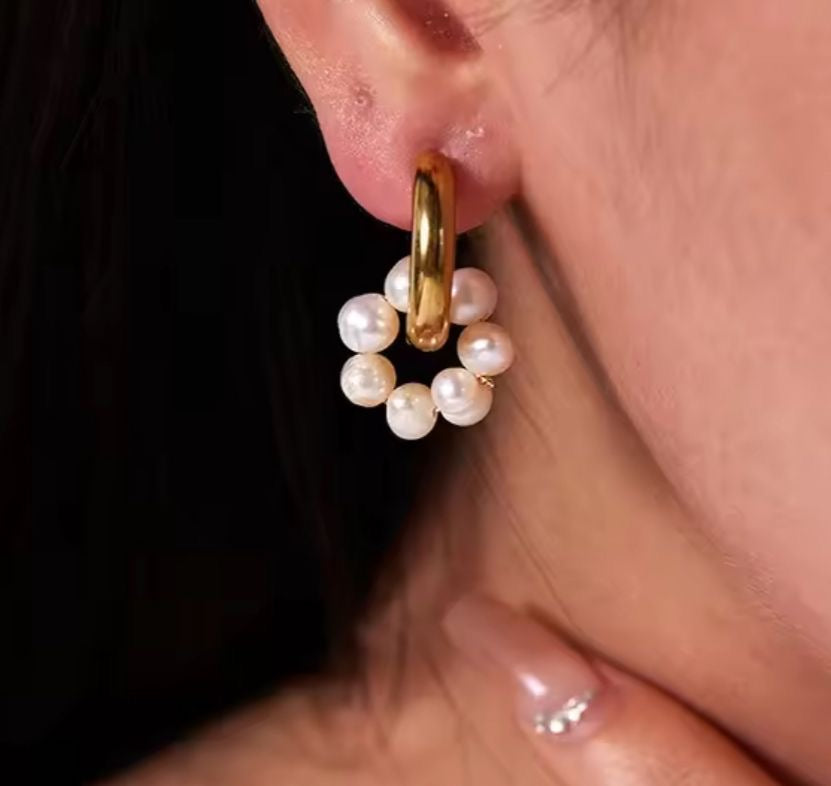 Disty Daisy Dainty Hoops