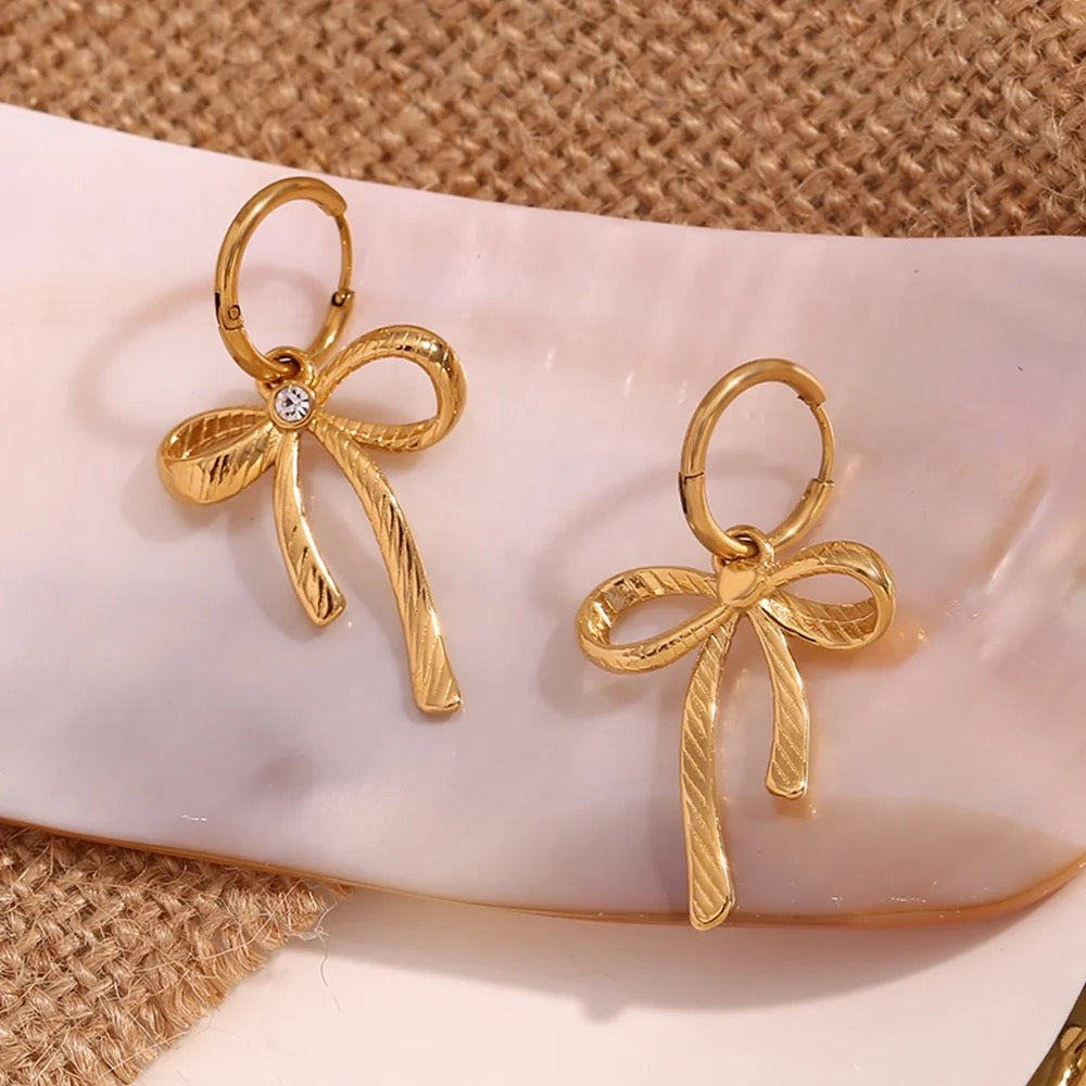 Dangle Bow Studs -18K