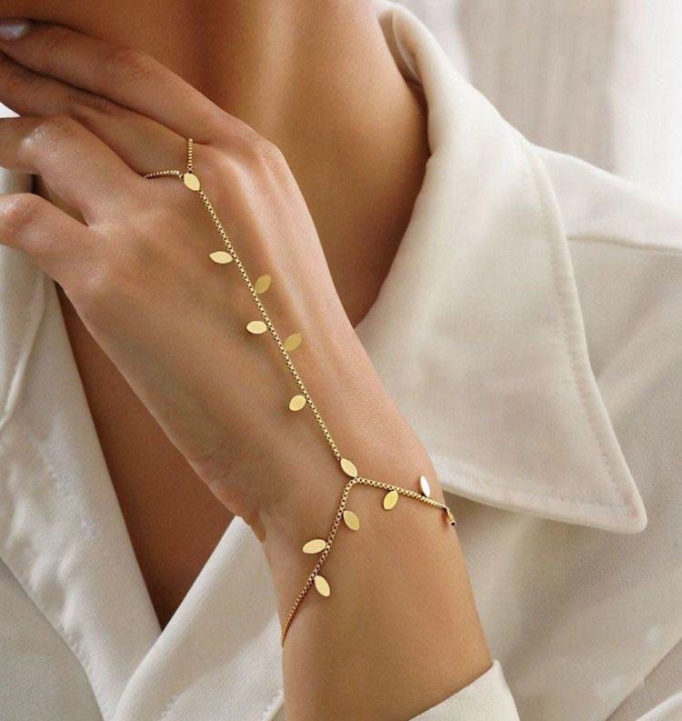 Leafy Affair Hand Chain
