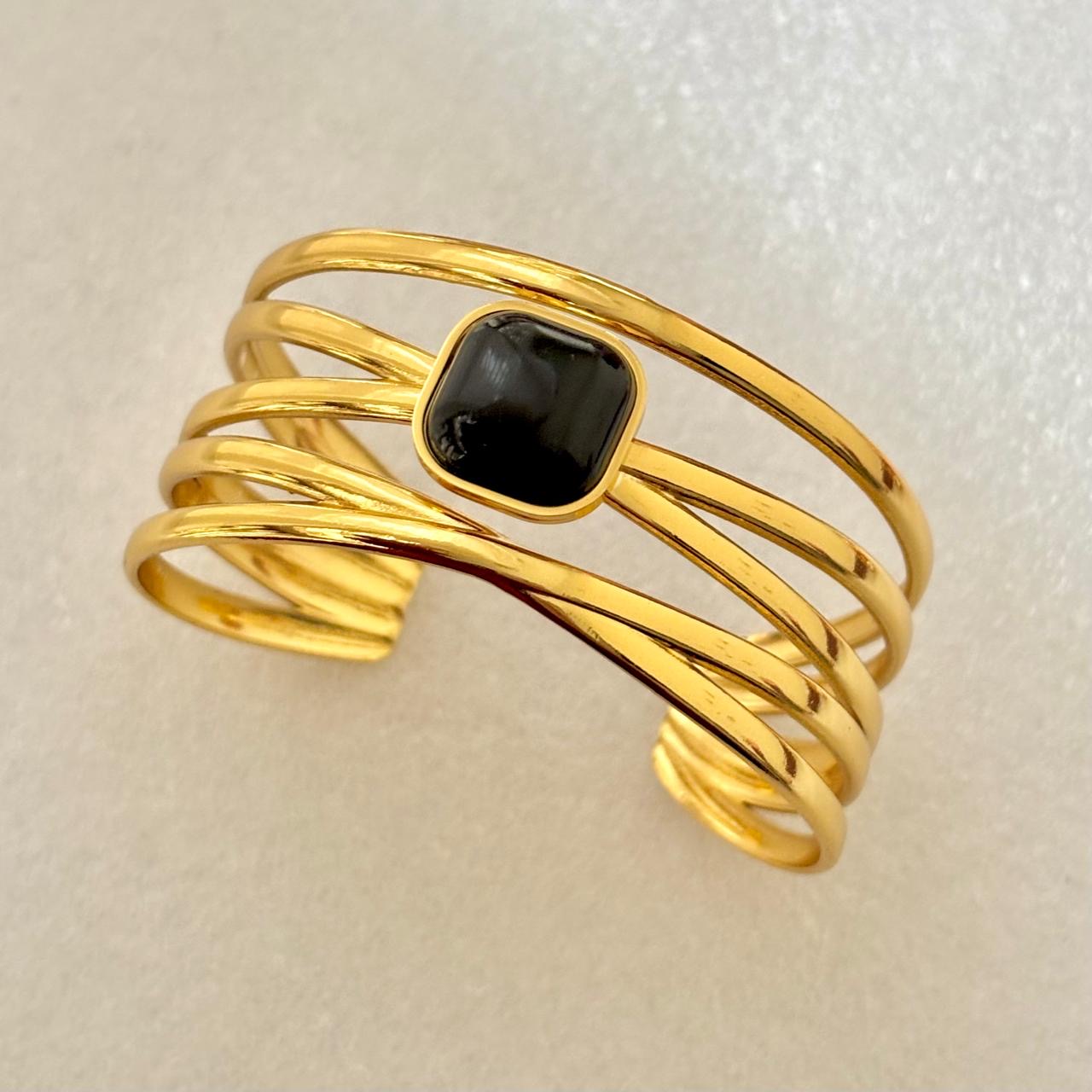 Noir Swirl Cuff
