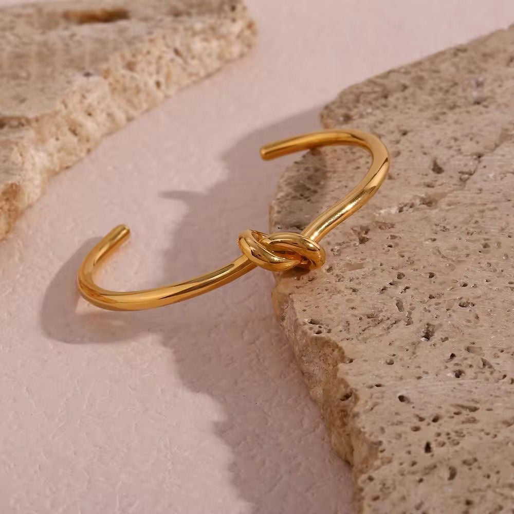 Knotted Cuff