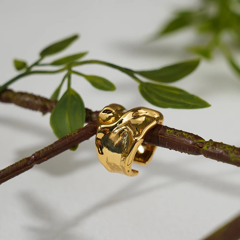 Crinkle Luxury Ring -18K