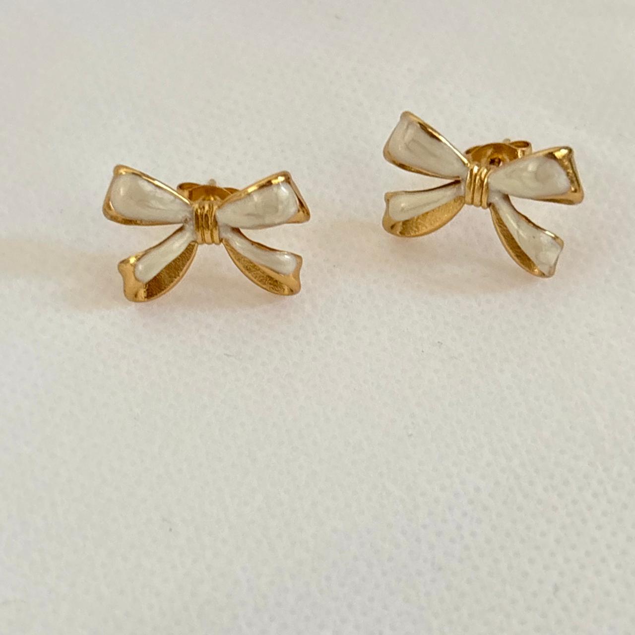Petite Ribbon Charm Studs -White