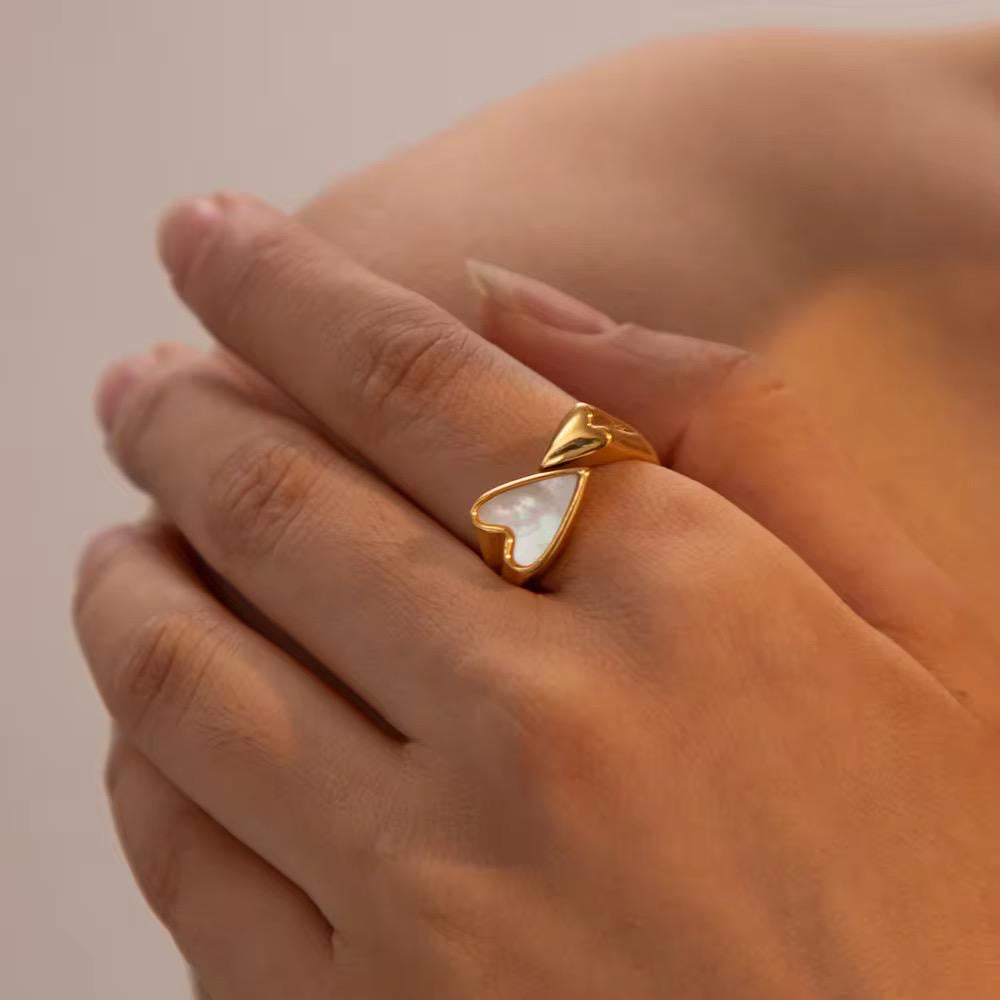 Hearts Melody Ring -18K | Shell