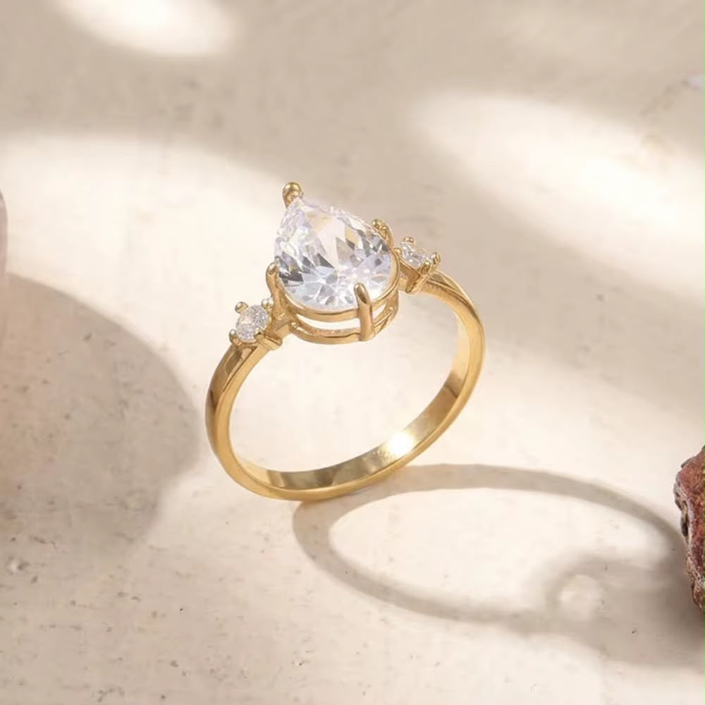Valencia LUX Pear Cut Ring