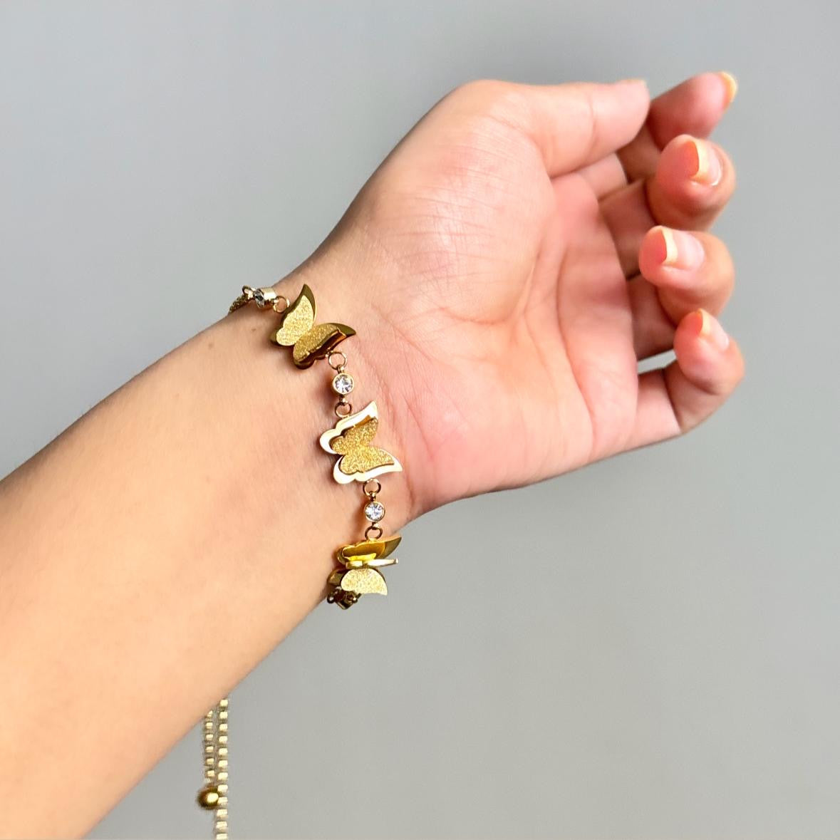 Social Butterfly Bracelet -18K