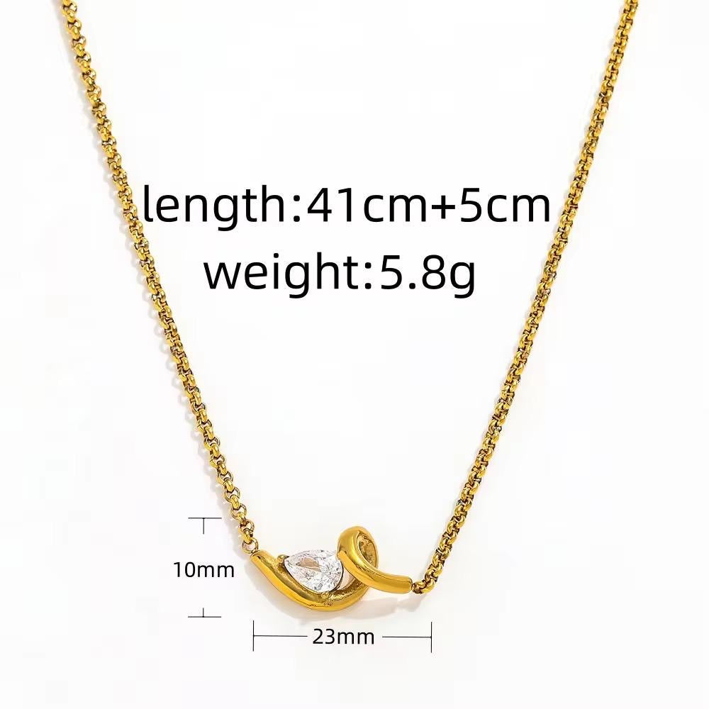 Ećlat Necklace