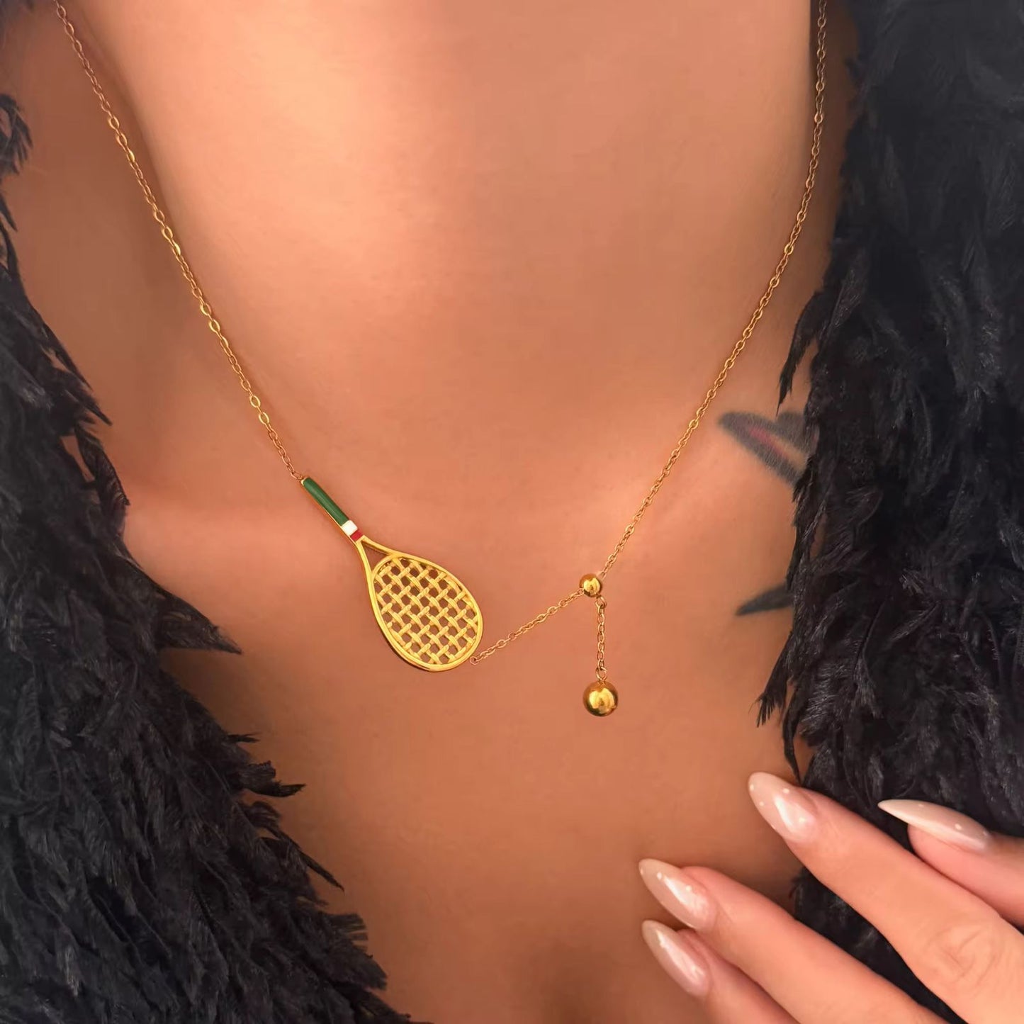 Paddle Queen Necklace
