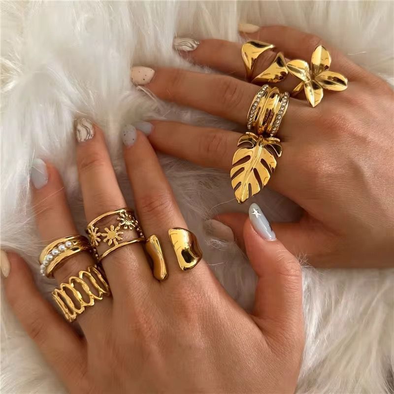 Crinkled Ring