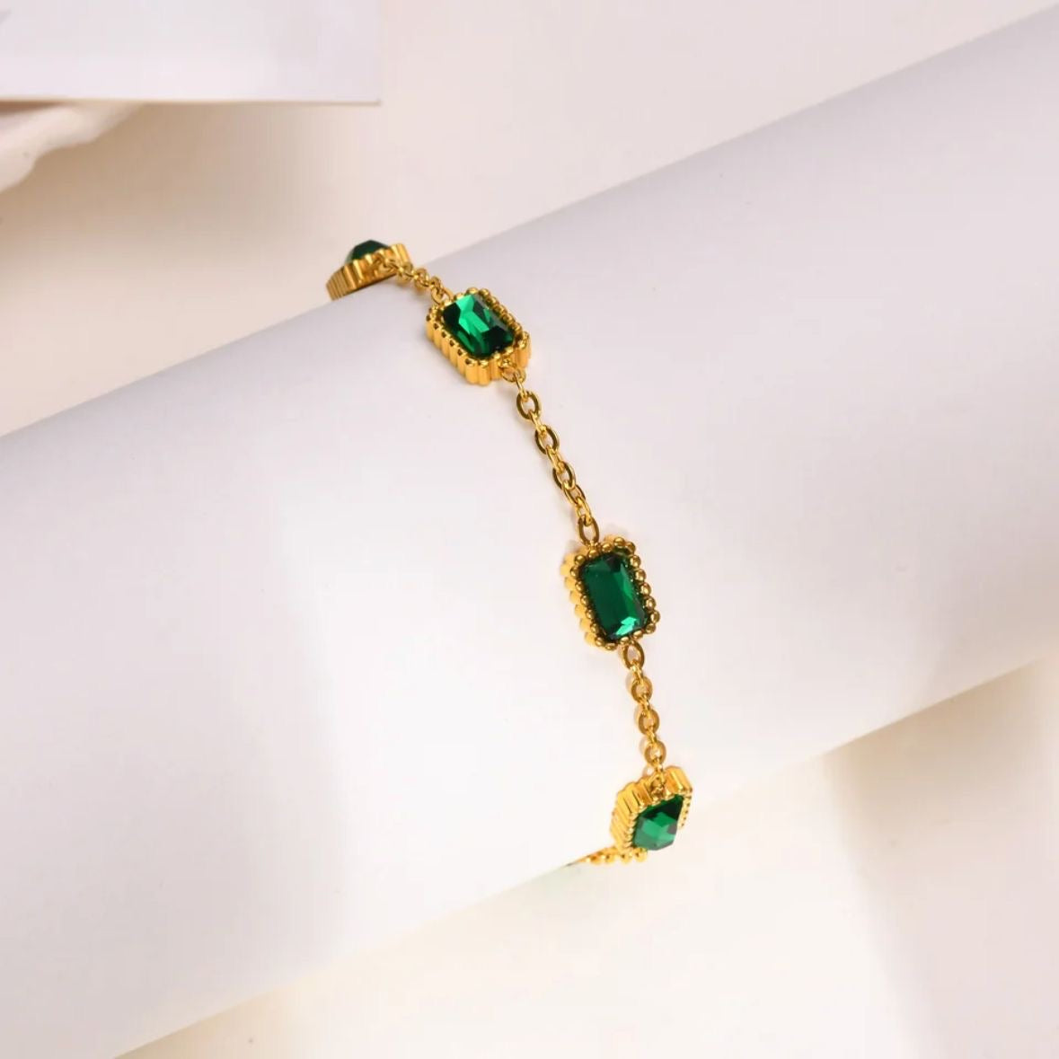 Faerydale Emerald Bracelet -18K