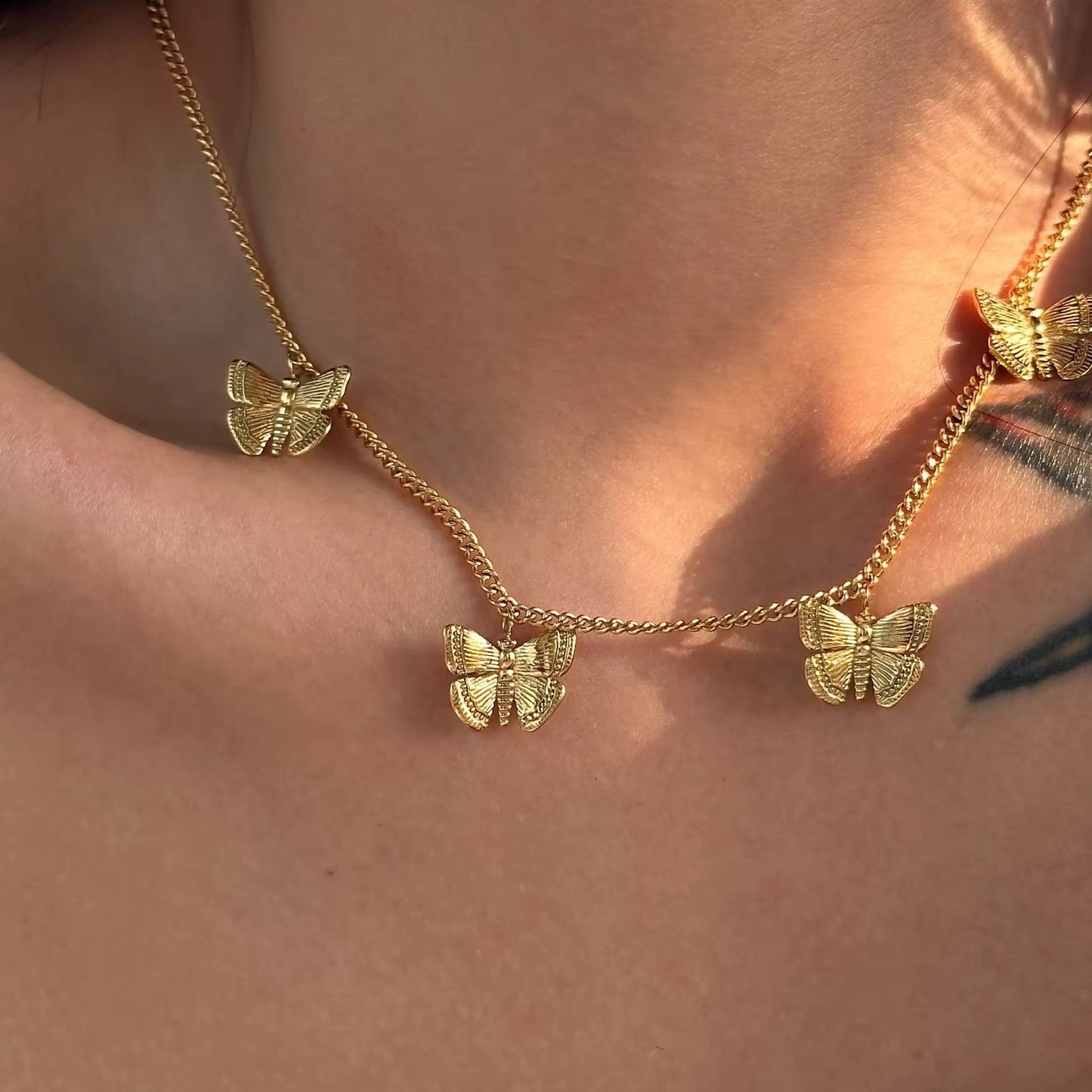 Flutter LUX Dangler Necklace