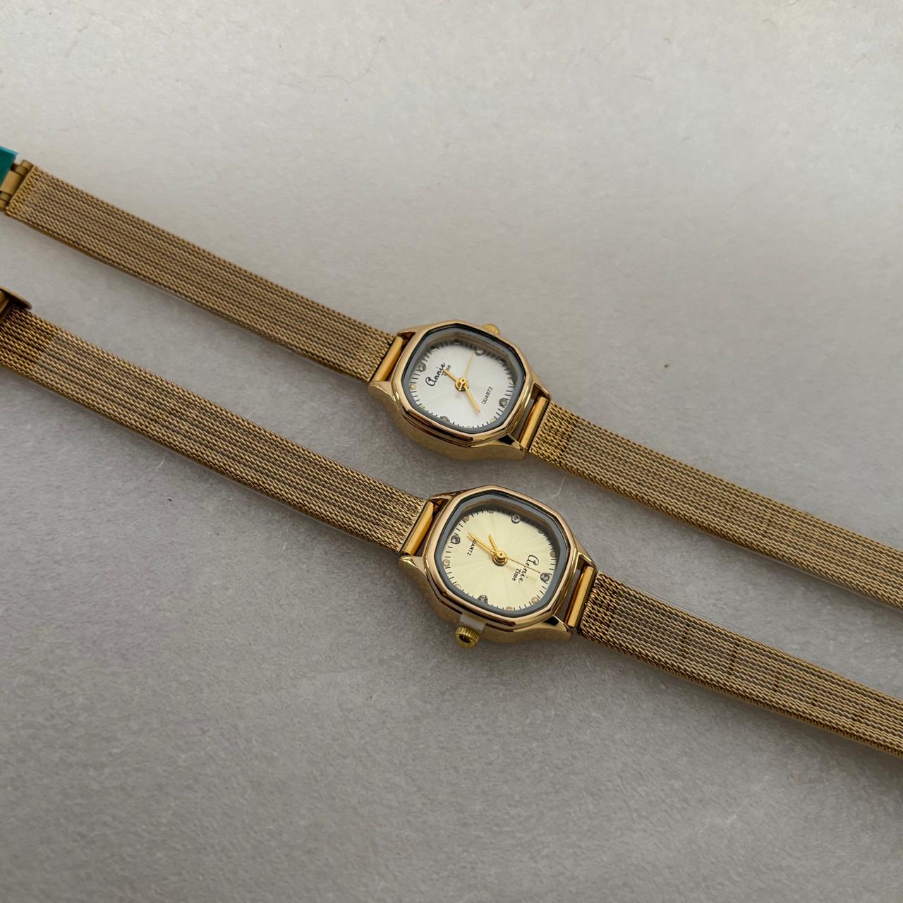 Élise Everyday Staple Gold Watch