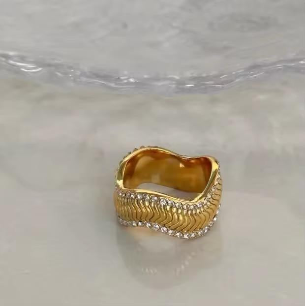Lexux Diamond Wave Ring