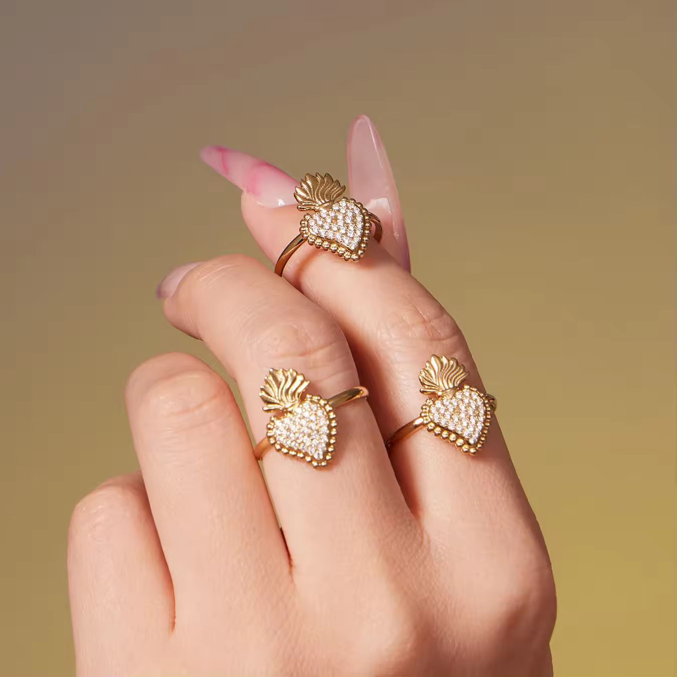Berry Crownie Pave Ring