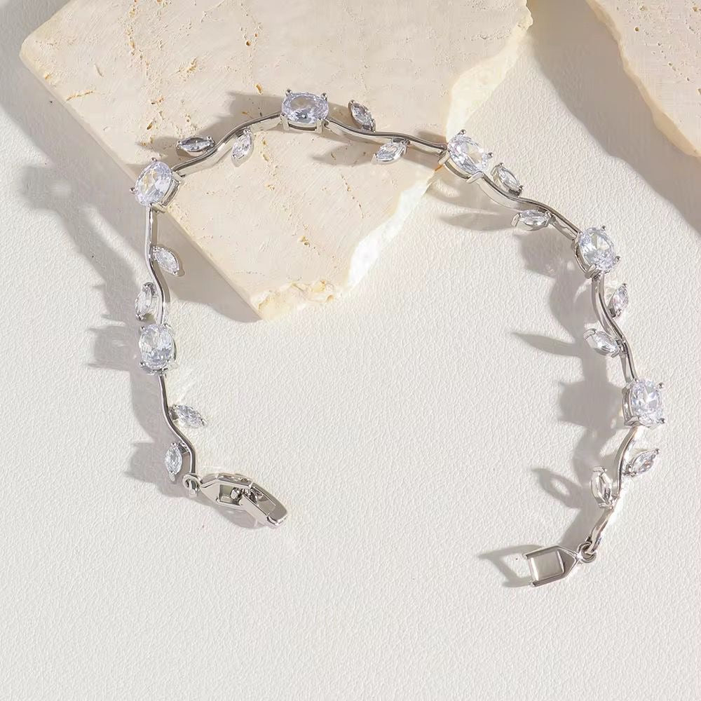 Élan Signature Bracelet -Silver