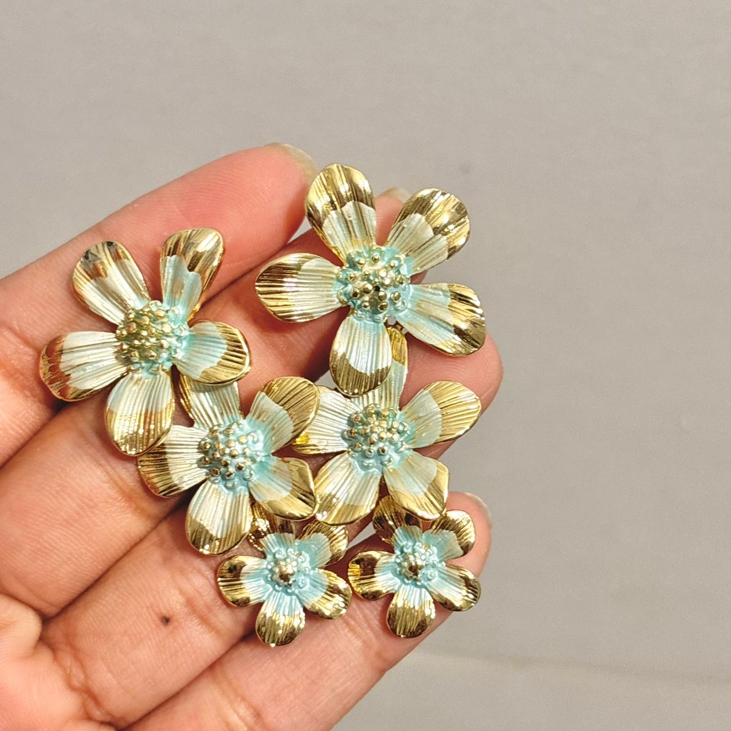 Daisy Vacay Studs -Multi