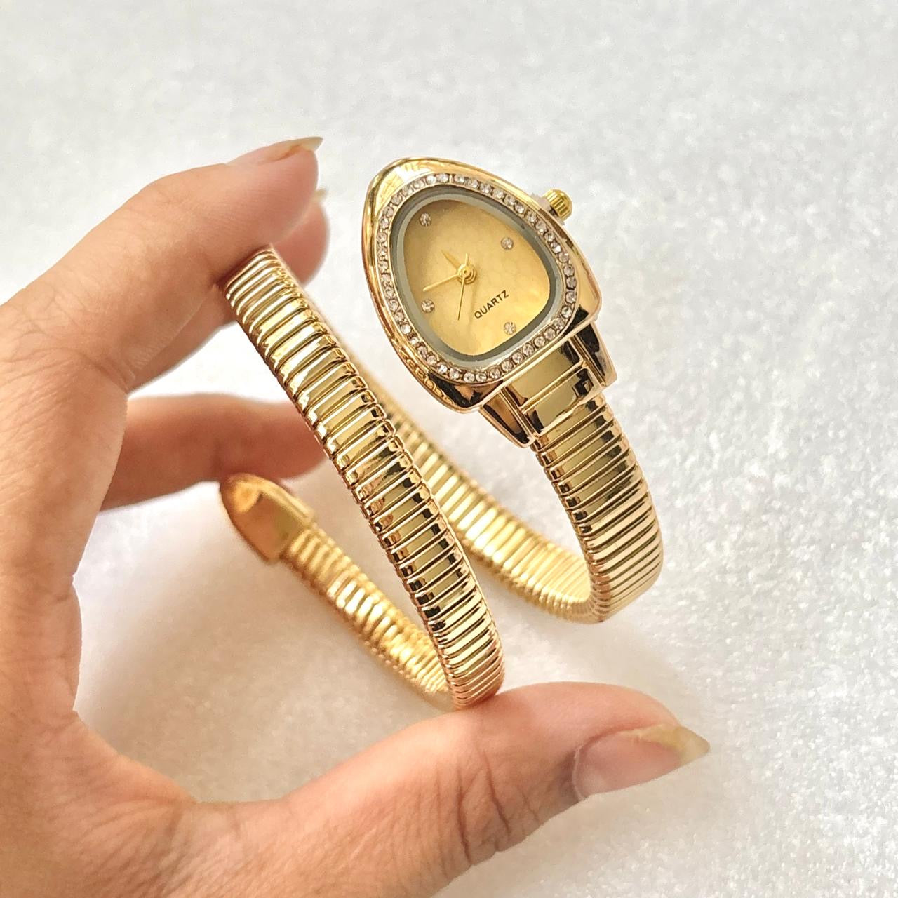 Serpenti Diamond X Gold Watch