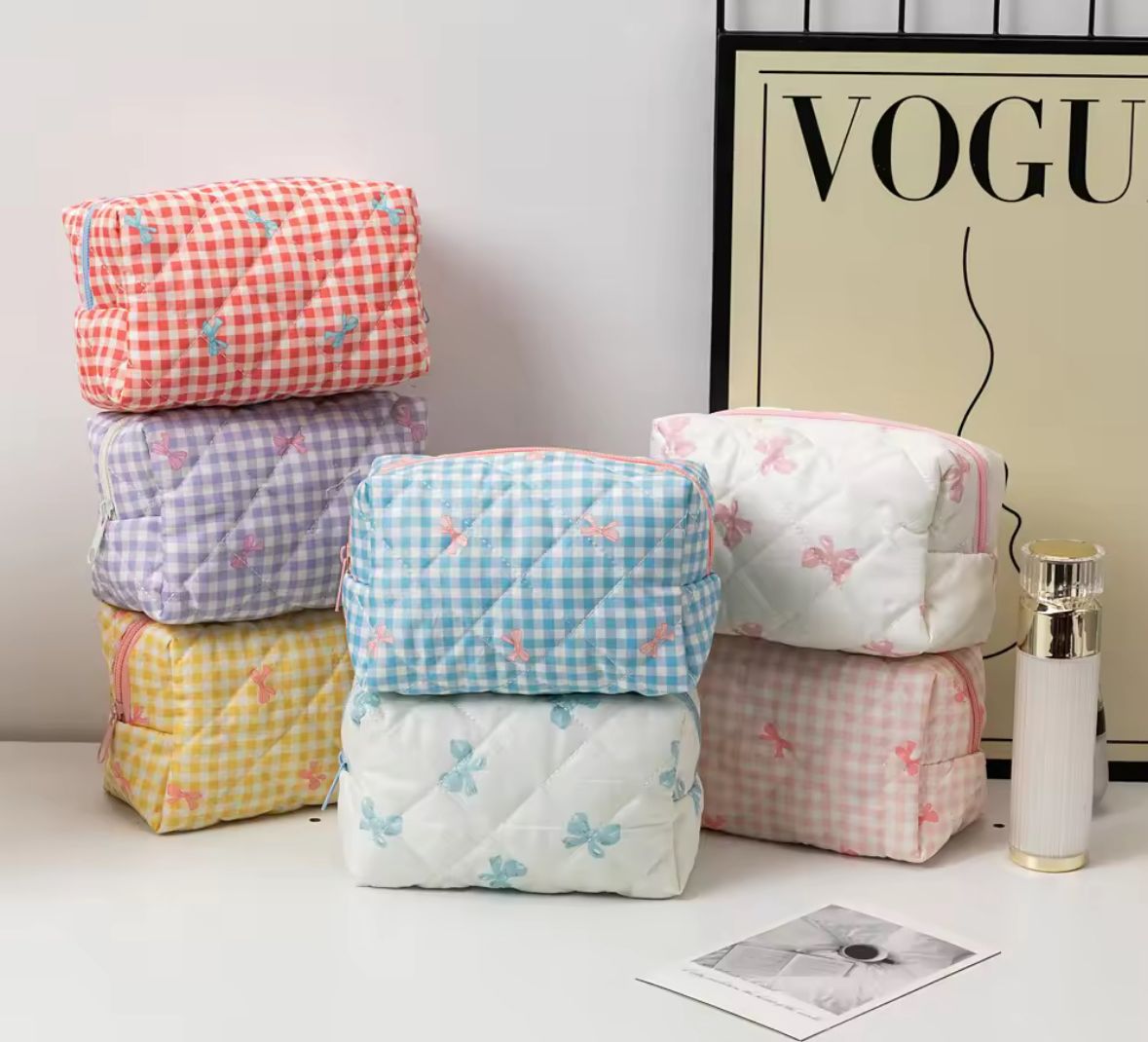 Bow Checkered Quilted Travel X Make Up Bag