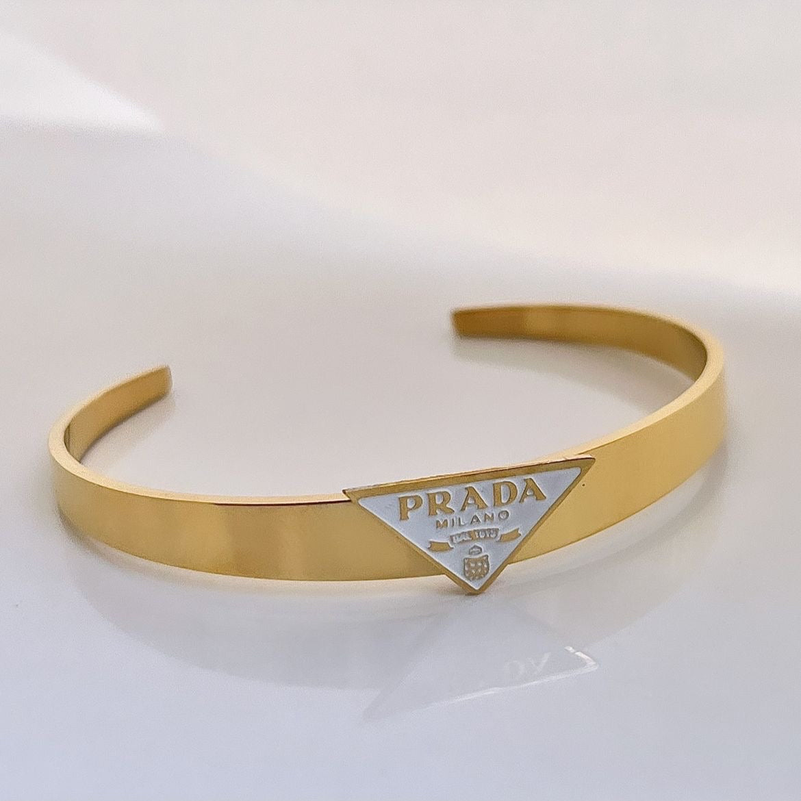 P Milano Cuff -18K