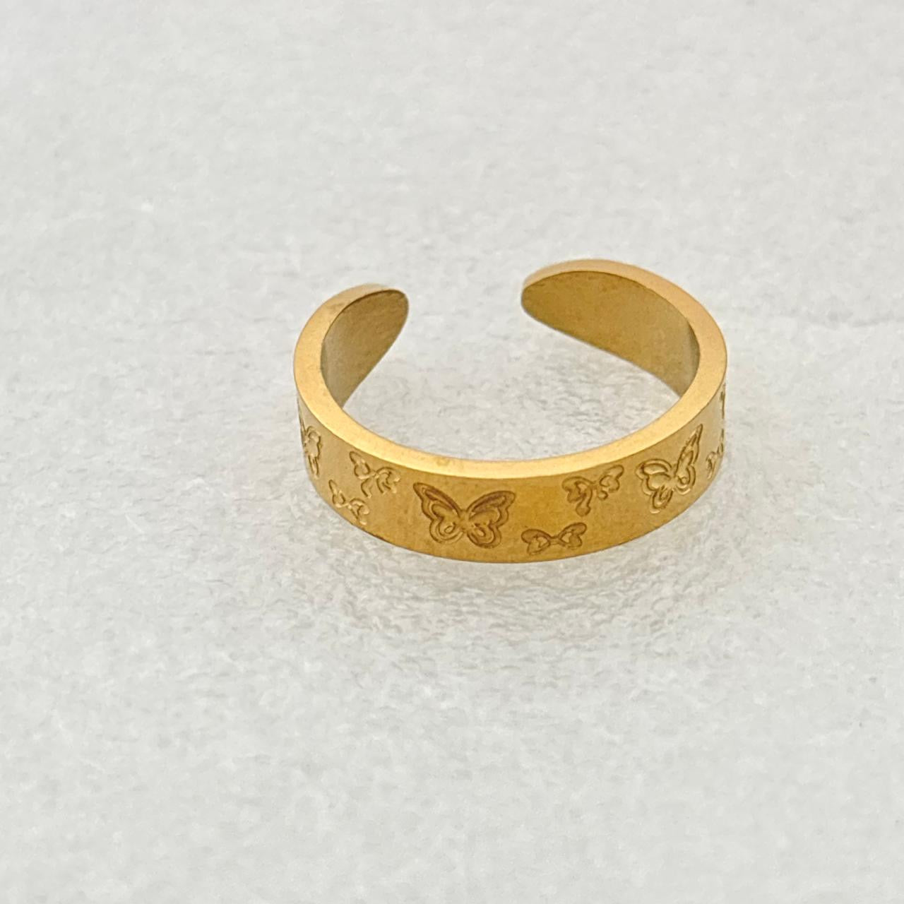Flutter & Bows Engraved Band Ring